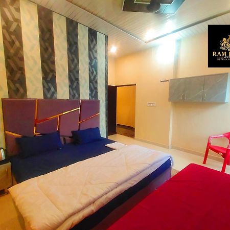 Hotel Rambhoomi Ayodhya Luaran gambar