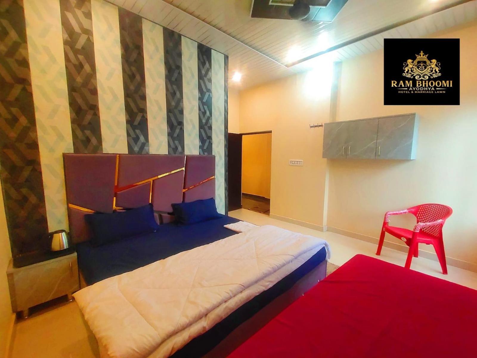 Hotel Rambhoomi Ayodhya Luaran gambar