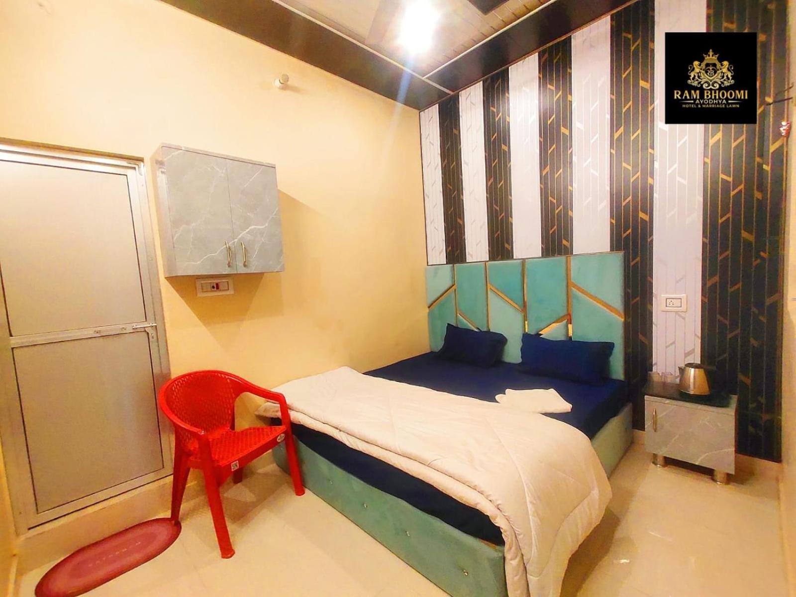 Hotel Rambhoomi Ayodhya Luaran gambar